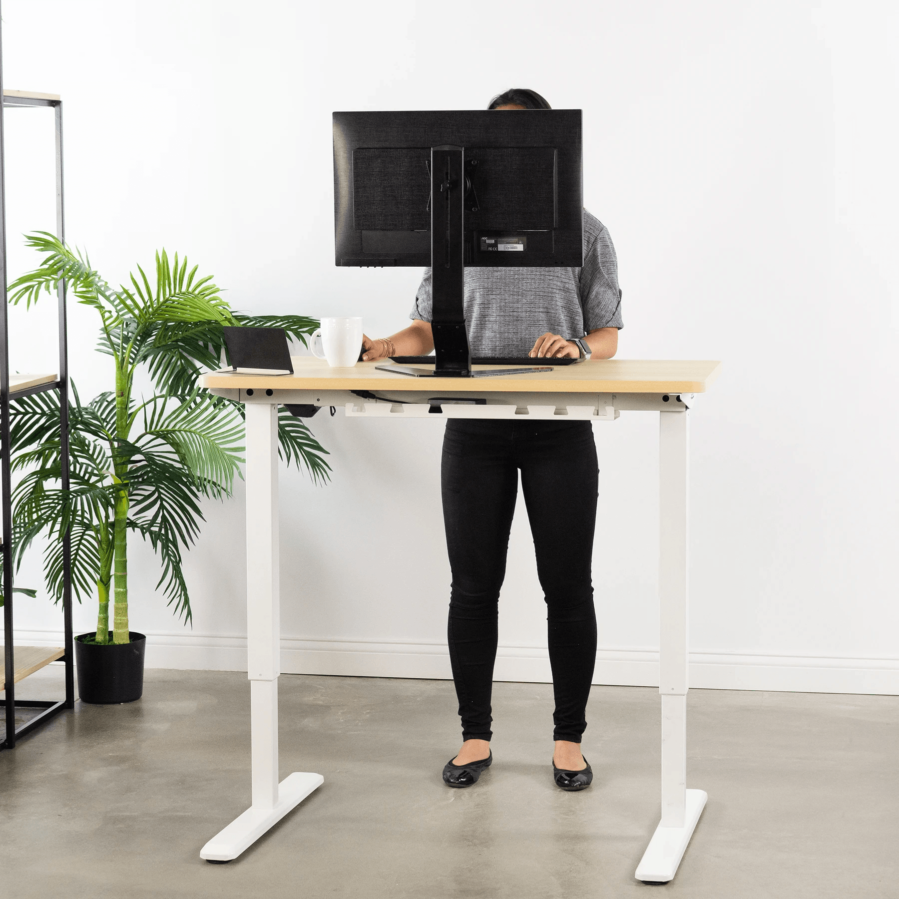 VIVO DESK KIT 1W4C Electric 43 x 24 Standing Desk Light Wood