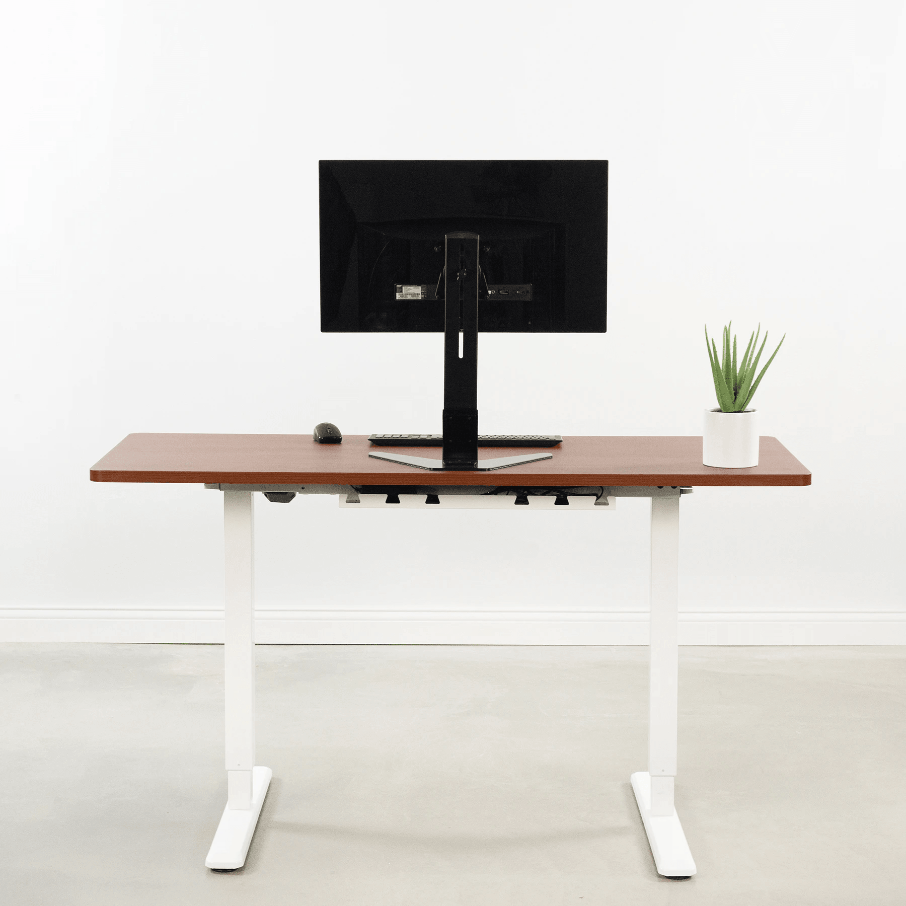 https://www.upmostoffice.com/cdn/shop/products/uplift-office-vivo-electric-60_-x-24_-stand-up-desk-desk-kit-1w6d-dark-walnut-table-top-white-frame-25215779.png?v=1611300373
